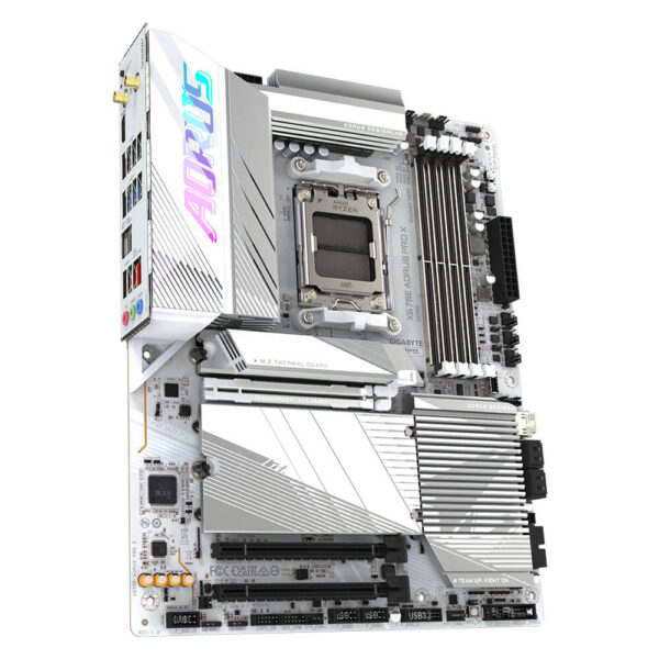 Gigabyte X670E AORUS PRO X - X670E-AORUS-PRO-X Image 1 - GamesnComps.com