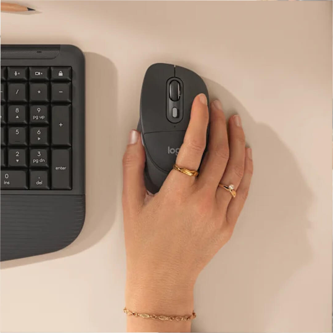 Logitech Signature Comfort Plus M850 L Wireless Bluetooth mouse -Images-5 Gamesncomps.com